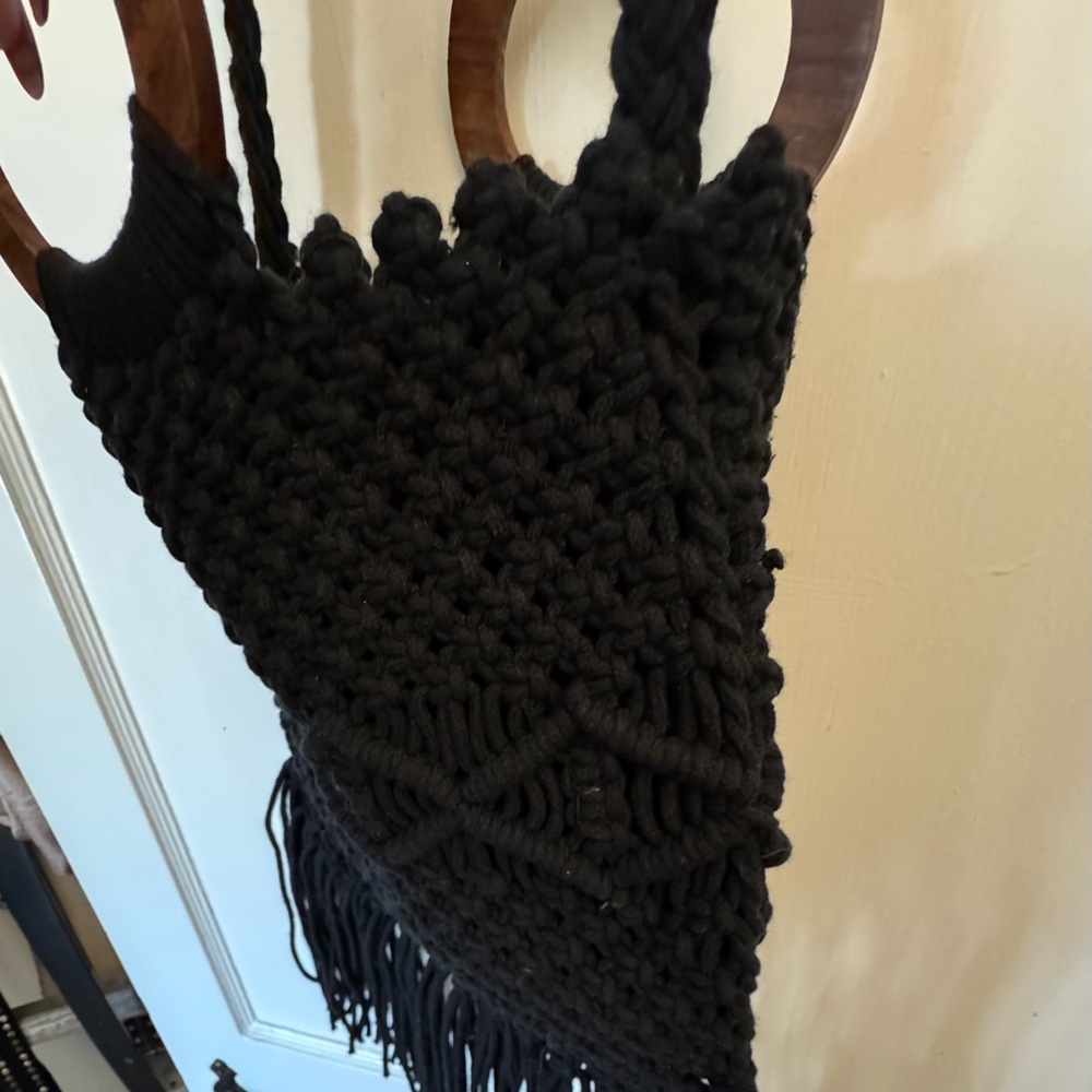 Danielle Nicole Macrame Crochet Fringe Wooden Han… - image 6